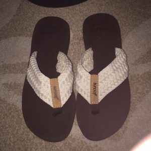 Flip flops